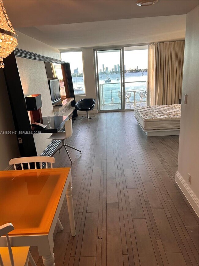 Foto del edificio - 1100 West Ave