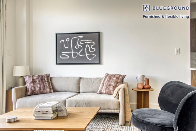 Building Photo - 82 4th Ave