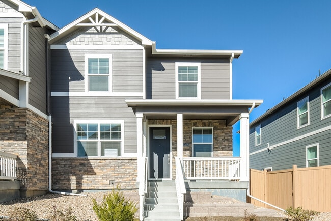 Building Photo - 13570 Oneida Ln