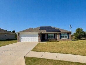 Building Photo - 2550 Chittick St