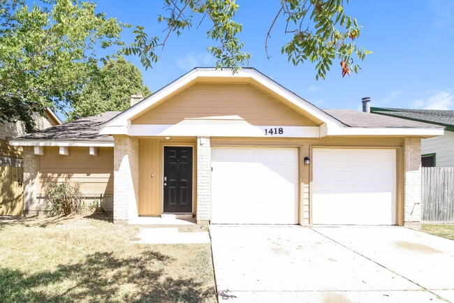 Building Photo - 1418 Hunters Park Dr