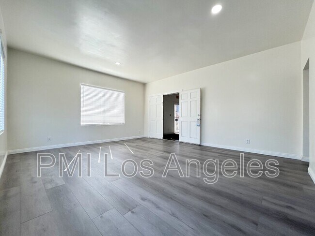 Foto del edificio - 8251 San Pedro St