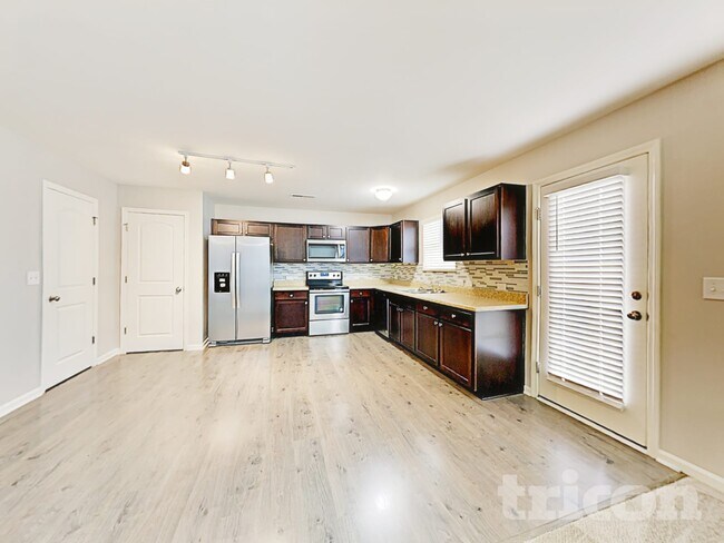 Building Photo - 12526 Garron Rd