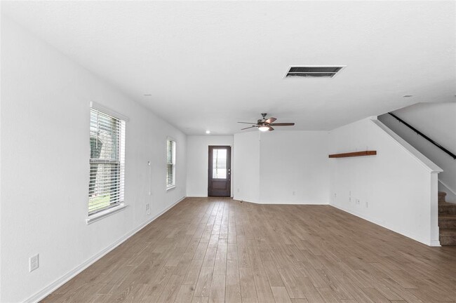 Foto del edificio - 4811 Ranleagh Ct