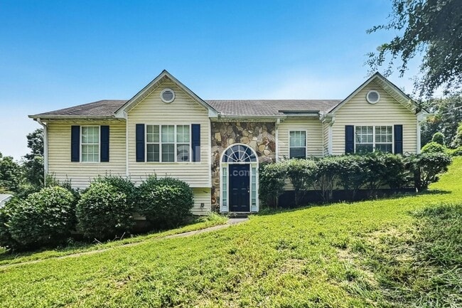 Building Photo - 4101 S Fork Dr