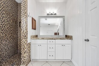 Building Photo - 18315 Brenwood Menor Dr
