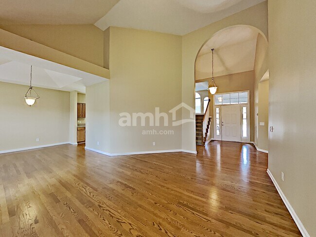 Foto del edificio - 7339 Smokey Hill Rd