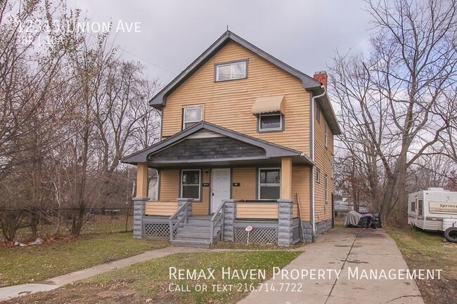 Building Photo - 12315 Union Ave Down,  Cleveland- Spacious...