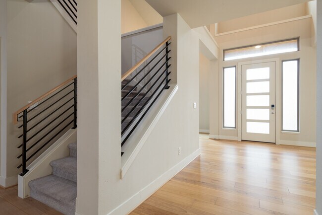 Building Photo - 4077 233rd Pl SE