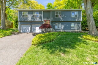 Building Photo - 15 Lancer Rd