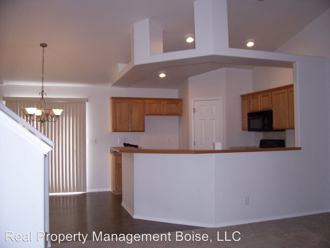 Building Photo - 4729 S Whitmore Way
