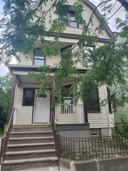 Primary Photo - 110-112 S 7th St