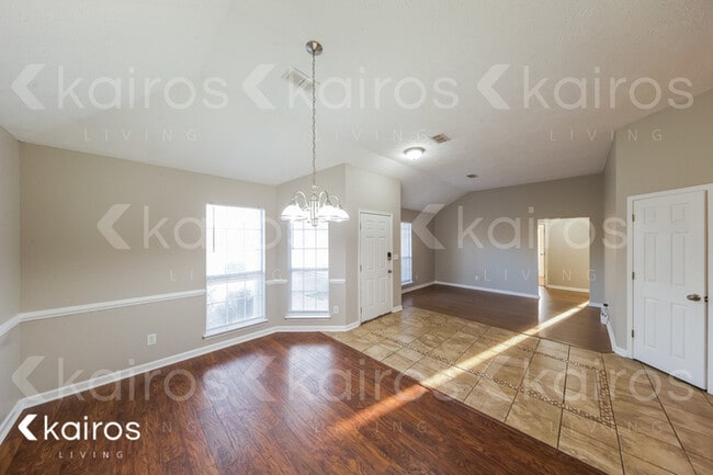 Building Photo - 9312 Bristlecone Dr