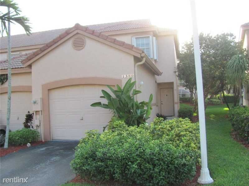 Primary Photo - 1380 Sorrento Dr
