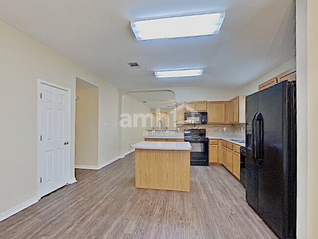 Building Photo - 654 Coral Harbor
