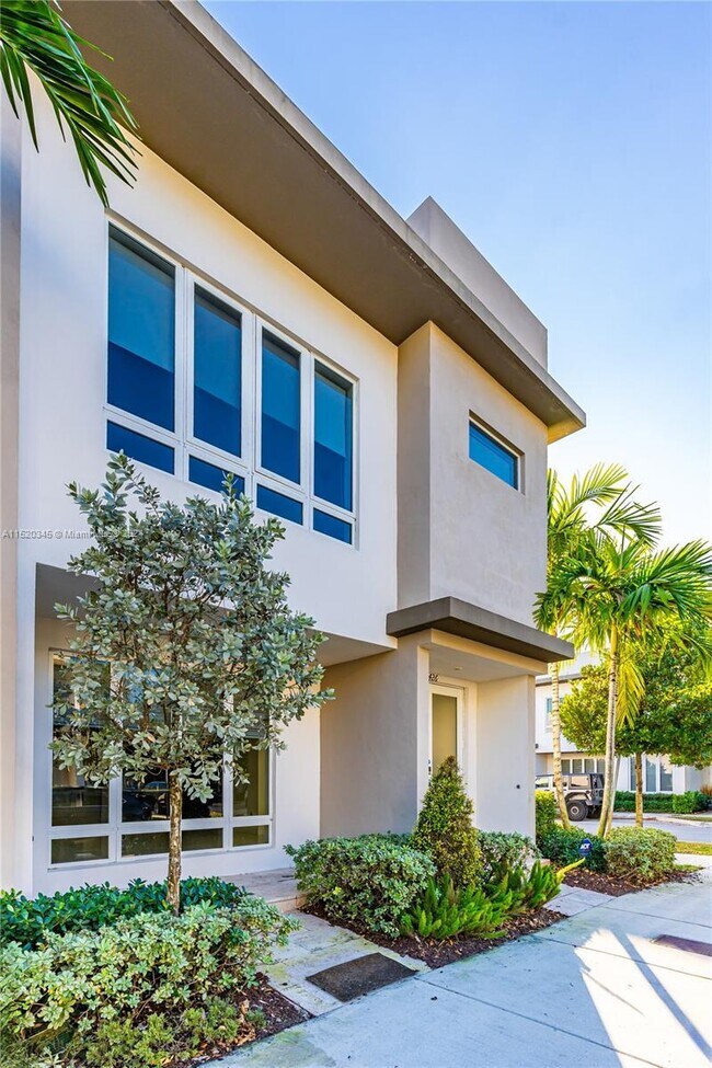Building Photo - 10426 NW 64th Terrace