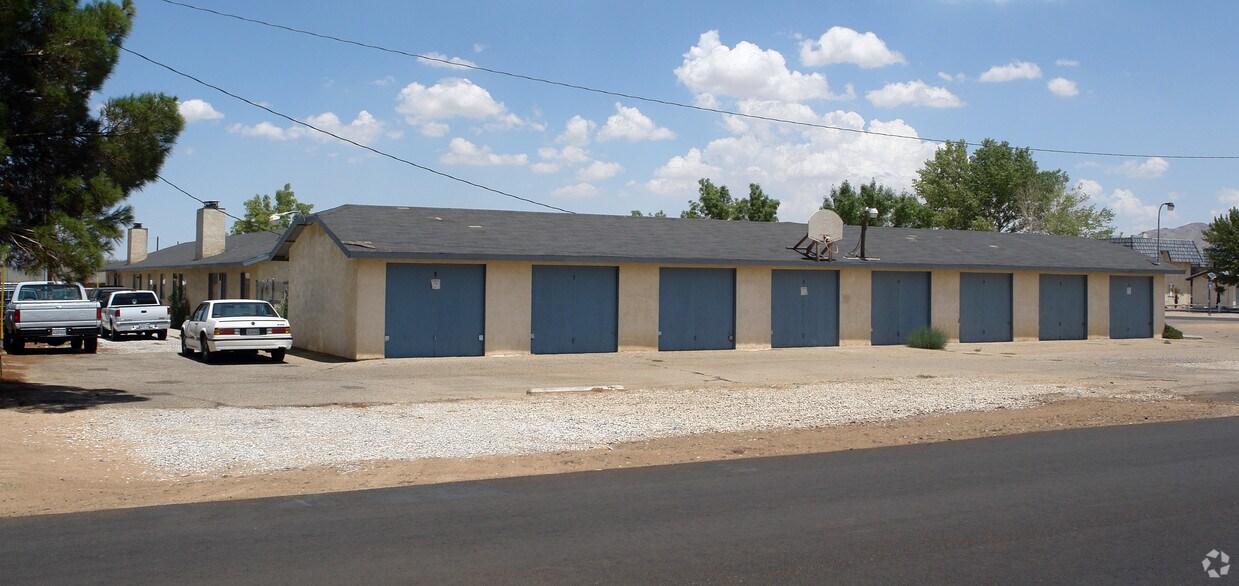 Building Photo - 12332 Central Rd