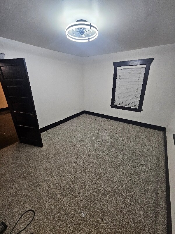 Foto del edificio - 627 W Providence Ave