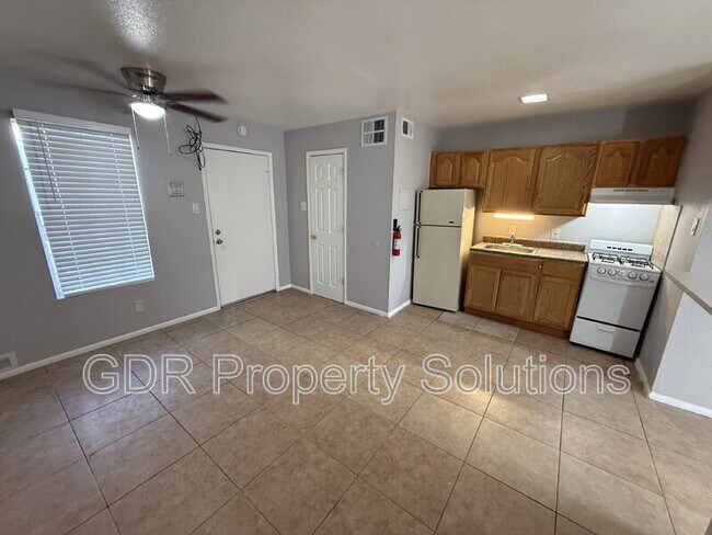 Building Photo - 401 14th St NW