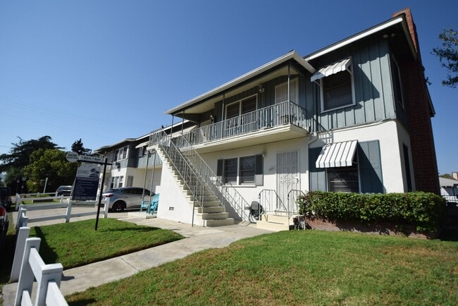 Building Photo - 5915 Fair Ave