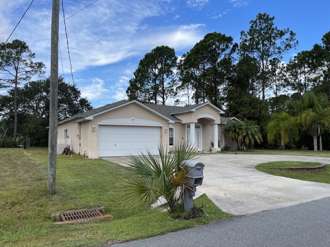 164 Palmwood Dr, Palm Coast, FL 32164 House Rental in Palm Coast, FL