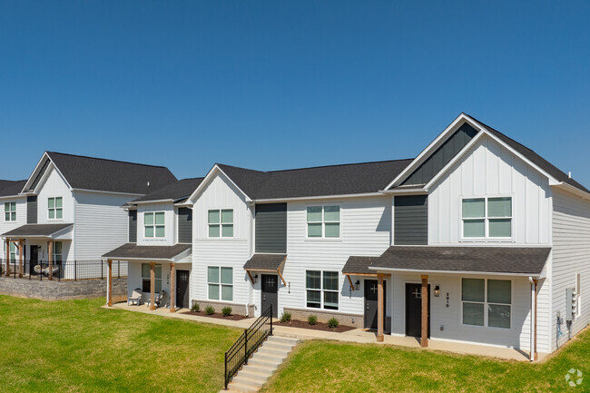 Building Photo - Buffalo Ridge - BRAND NEW Townhomes