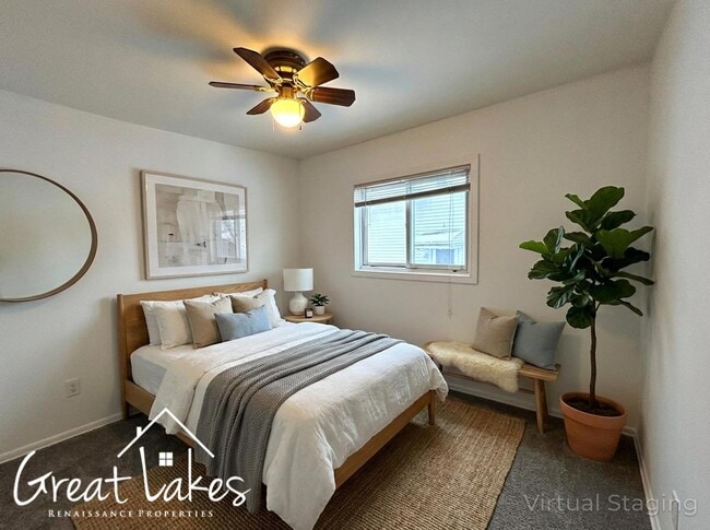 Building Photo - Charming 3 Bedroom 1.5 Bathroom now available for rent