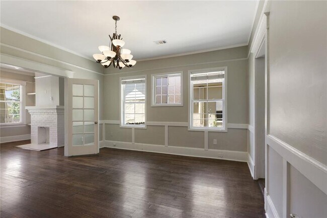 Foto del edificio - 585 Jones Ave NW