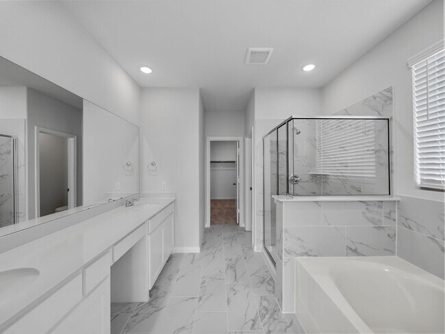 Foto del edificio - Almost New, Modern Look 4 Bed 3 Bath House...