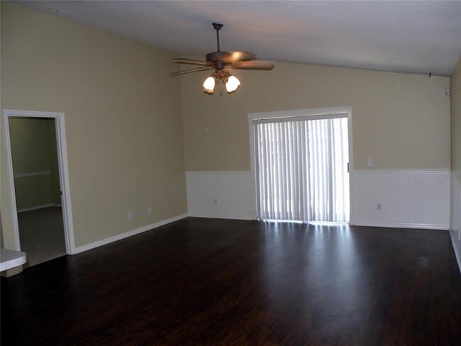 Building Photo - 24425 Karnali Ct