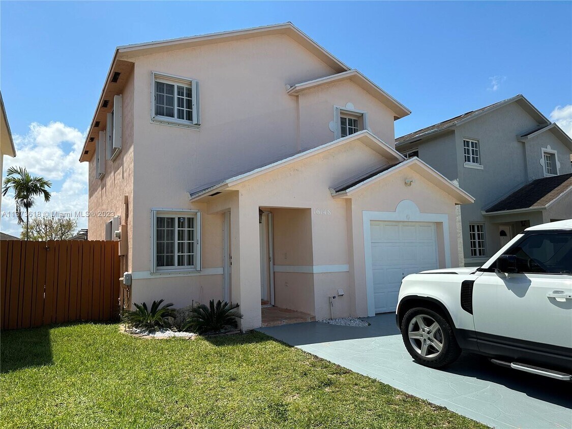16148 SW 138th Pl, Miami, FL 33177 House for Rent in Miami, FL