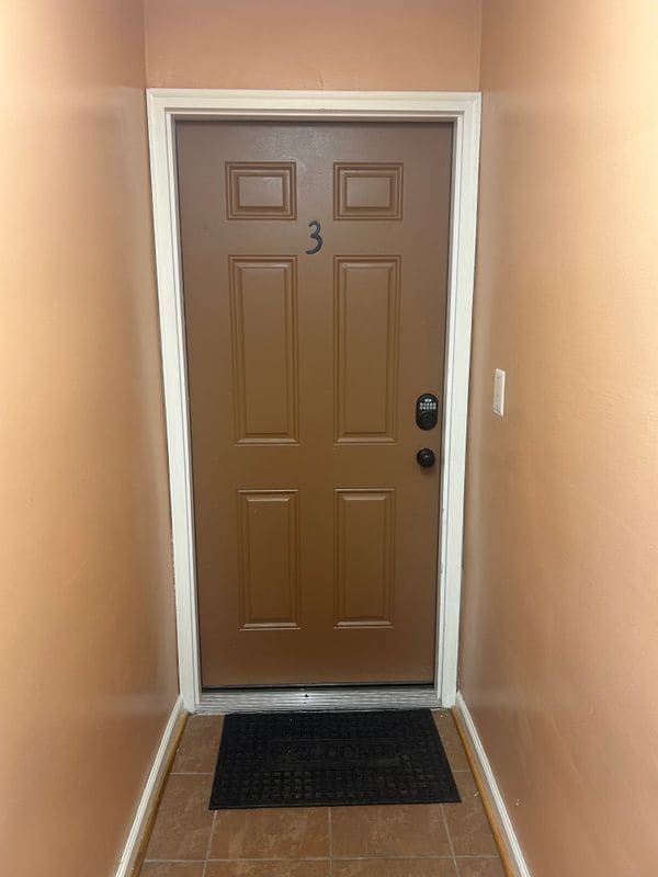 Building Photo - 1209 Madison St