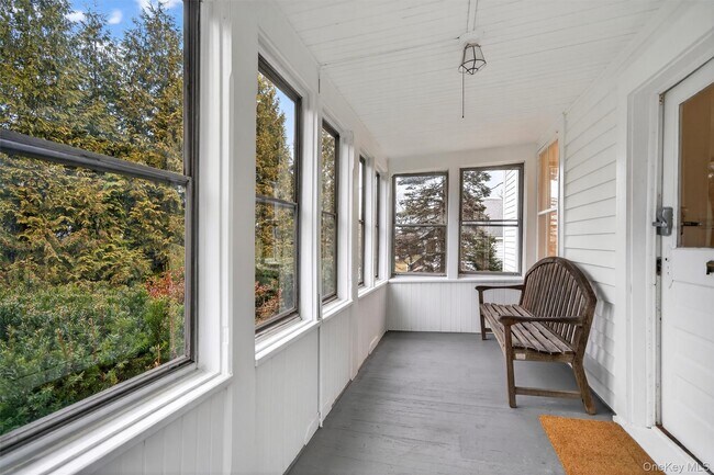 Building Photo - 27 Algernon St