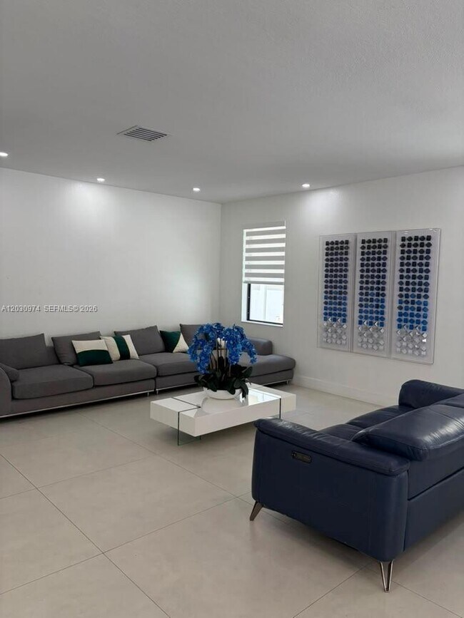 Foto del edificio - 3531 W 88th St