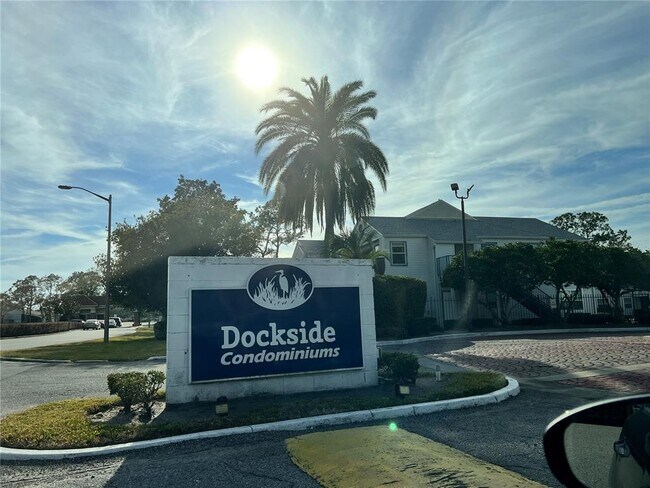 Foto del edificio - 2536 Woodgate Blvd