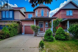 Building Photo - 69 Peachwood Crescent
