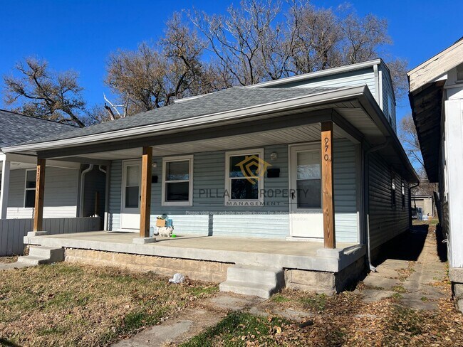 Building Photo - 970-972 Edgemont Ave