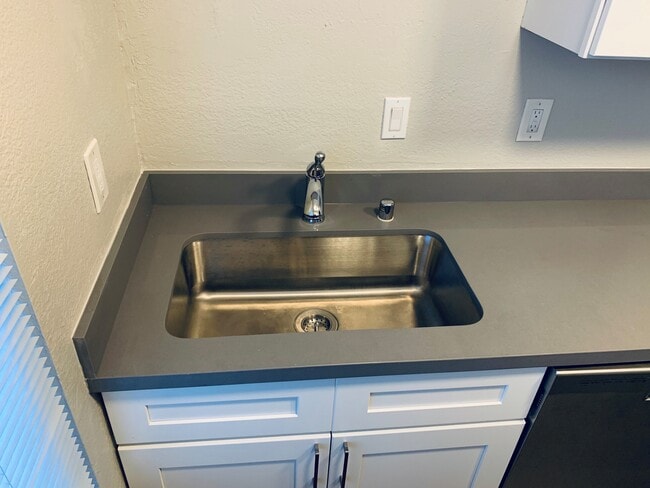 Foto del edificio - 12626 NE 118th St, Apt 2