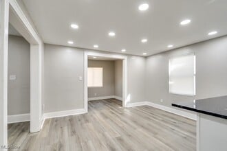 Building Photo - 920 Bloomfield Ave