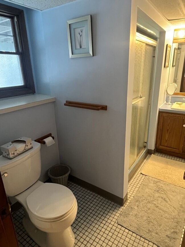 Photo - Lincoln Lane Apartment