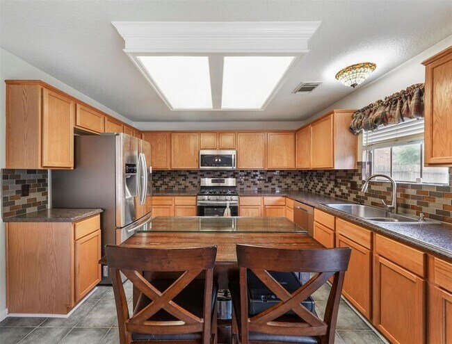 Foto del edificio - 25719 Bearborough Dr