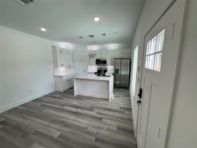 Foto del edificio - 4604 Bricker St