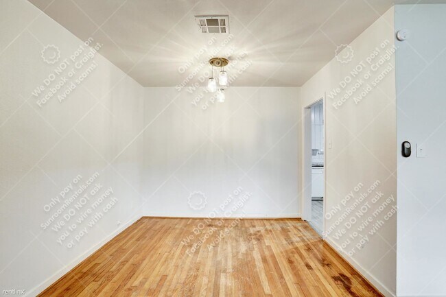 Building Photo - 3 br, 1 bath House - 926 19th Ave N