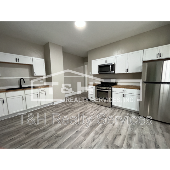 Foto del edificio - 2634 S East St