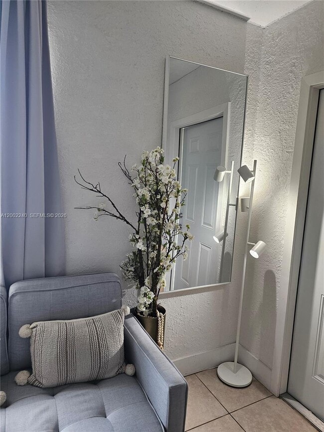 Foto del edificio - 2513 SW 10th St