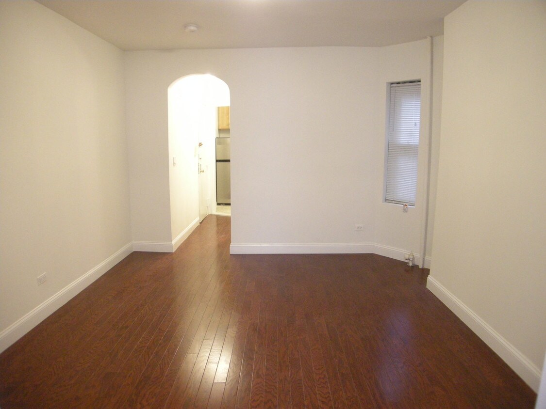 Primary Photo - 710 9th Ave