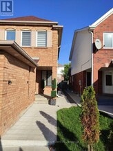 Building Photo - 11 Trammell Ln