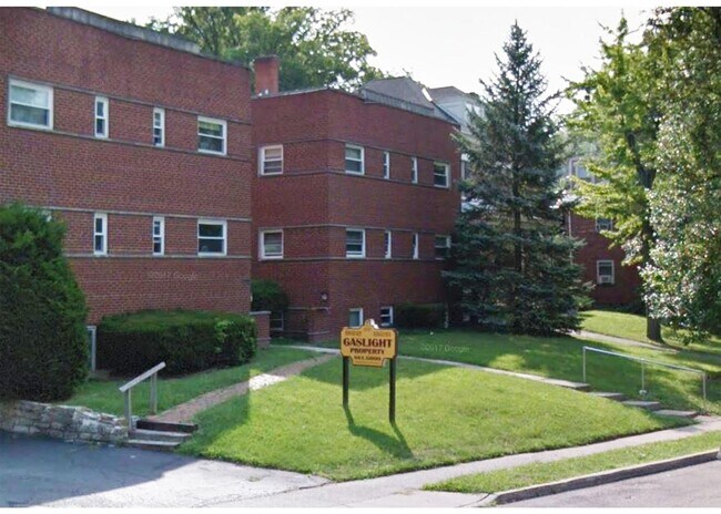 Building Photo - 922-926 Ludlow Avenue