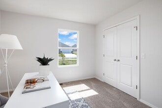 Building Photo - 122 Pin Oak Dr