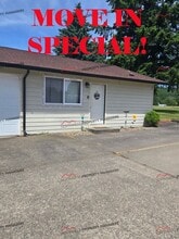 Building Photo - 196 Newaukum Golf Dr